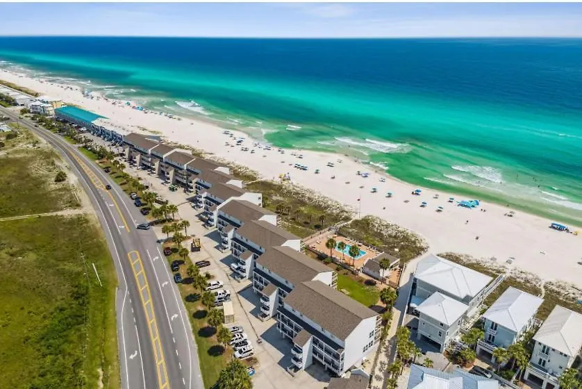 Holiday home Our Happy Place! Seasonal Beach Srv! Pool & Gulf Views! Panama City Beach