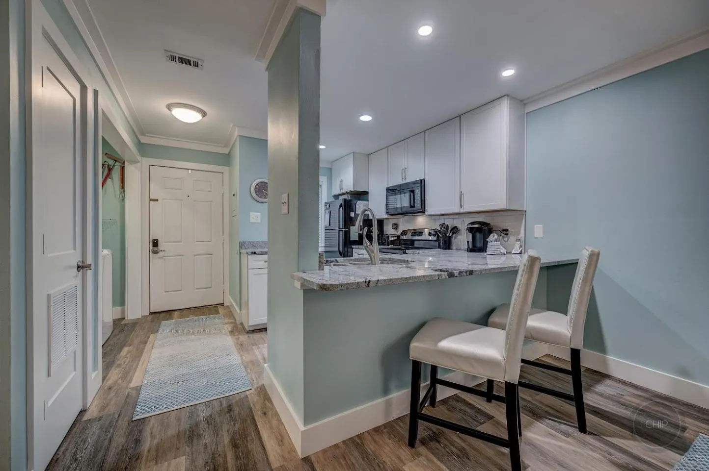 Our Happy Place! Seasonal Beach Srv! Pool & Gulf Views! Panama City Beach Holiday home